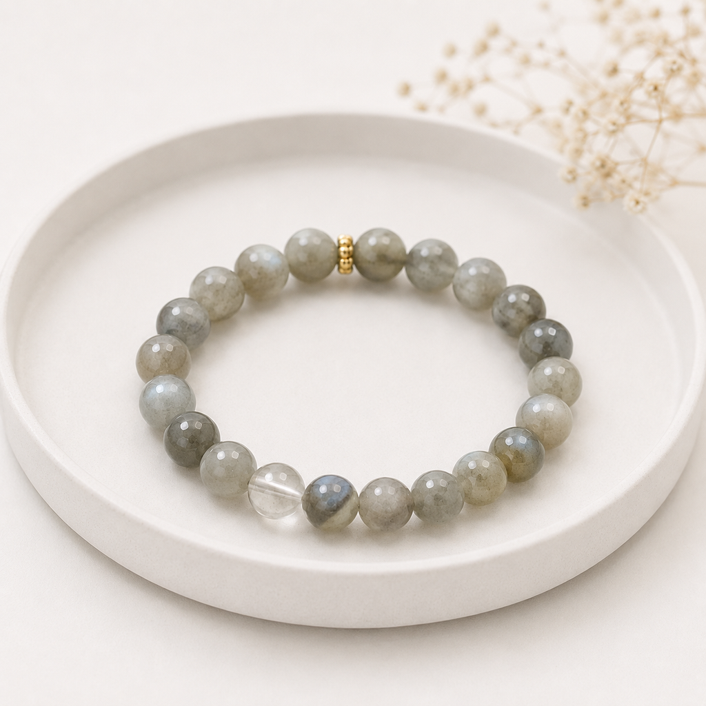 Lumenia Mondlicht Armband – Labradorit, Bergkristall & 18k vergoldete Zwischenelemente